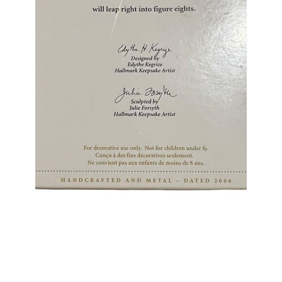 Hallmark Ornament A Winter Perch NEW 2006 Garden Chair Squirrel Cardinal Skates - Picture 9 of 15